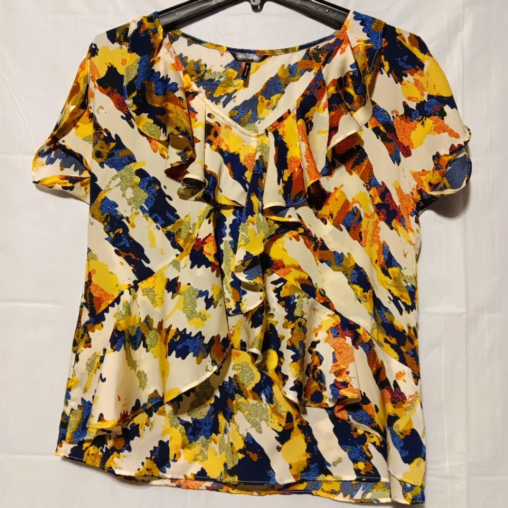 Daisy Fuentes EUC Women's V-neck Ruffle Blouse, Small, Cap Sleeve